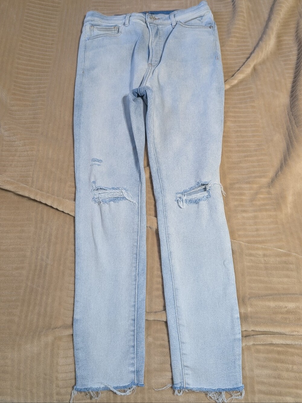Express Size 12 Light Wash Distressed Skinny High Rise Jeans High Waisted